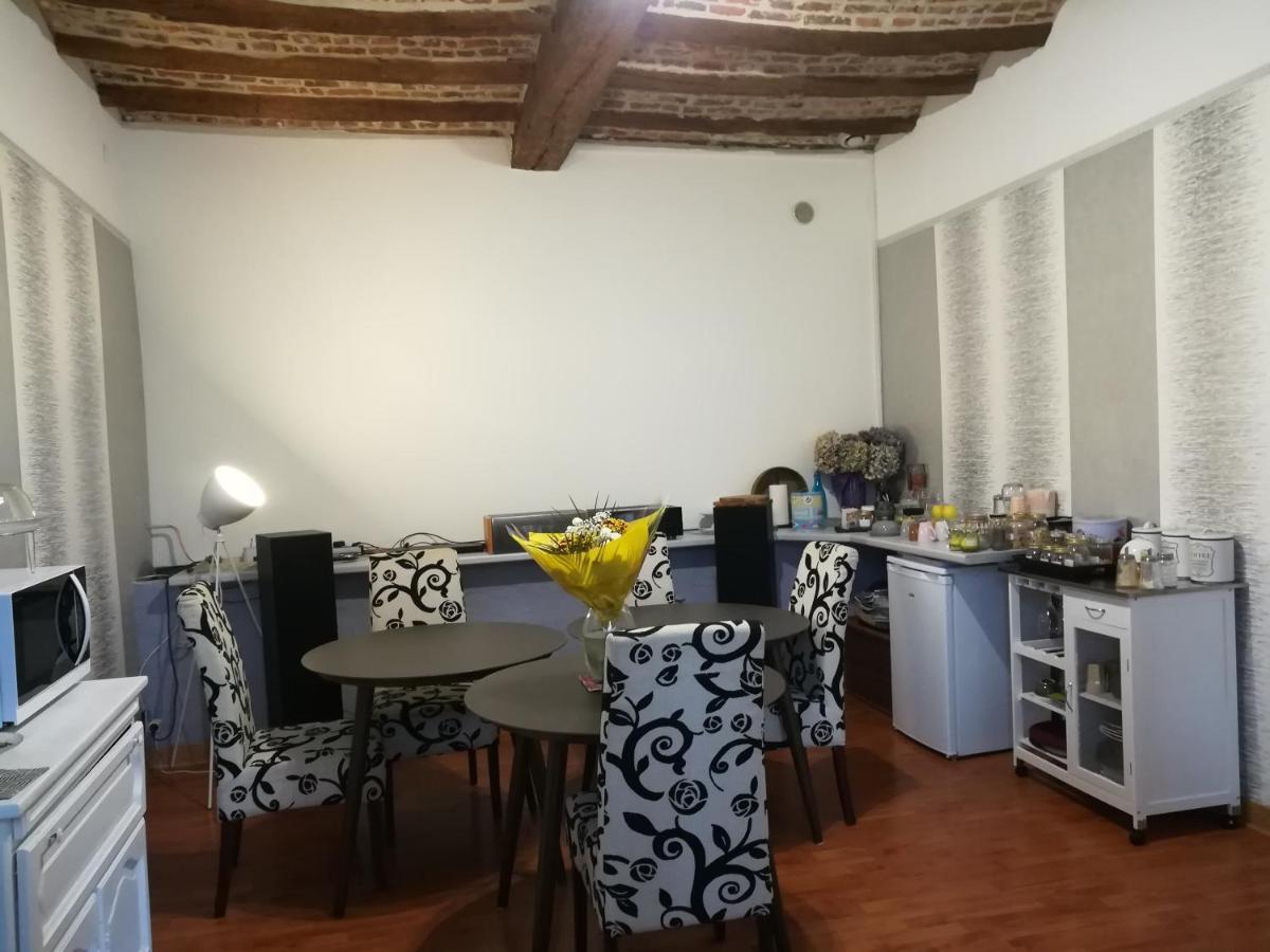Chambres A Part Crespin  Exterior photo